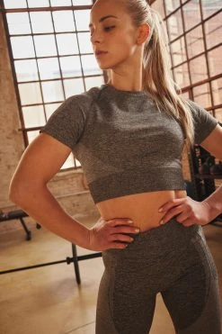 Domyos Shirts Seamless Short Sleeve Cropped Fitness T-Shirt, Women’s