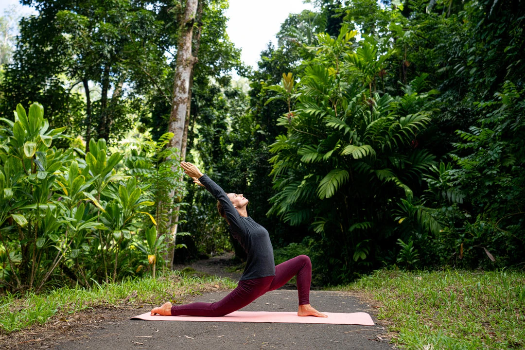 Best Deal Women's Long-Sleeved Organic Cotton Yoga T-Shirt by Kimjaly | Eco-Friendly & Comfortable 34 Shirts Kimjaly, Long-Sleeved Organic Cotton Yoga T-Shirt, Women's