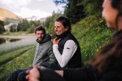 Forclaz MT100 Sleeveless Gilet - Lightweight Trekking Vest for Men & Women | Mountain Gear 28 Forclaz Mountain Trekking Synthetic Sleeveless Gilet - MT100