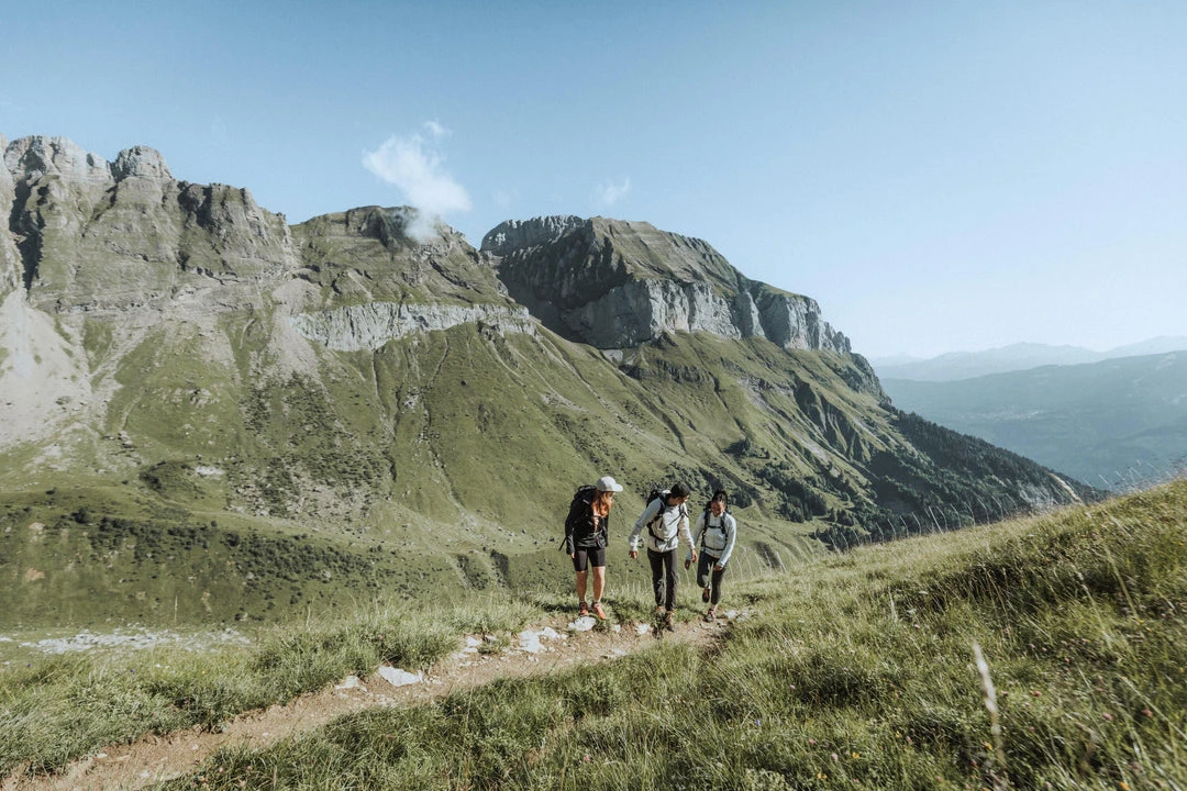 Quechua MH520 Hiking Hooded Fleece Jacket - Lightweight & Warm | Discounted Price 11 Quechua Hiking Hooded Fleece Jacket - MH520