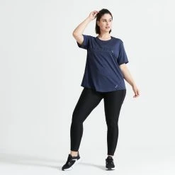 Domyos Shirts Breathable Curved Hem Workout T-Shirt, Women’s