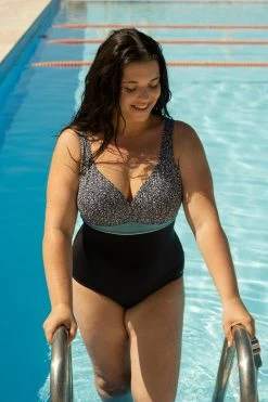 Nabaiji Swimming One-piece Sculpting Swimsuit Kaipearl Triki Leo Black